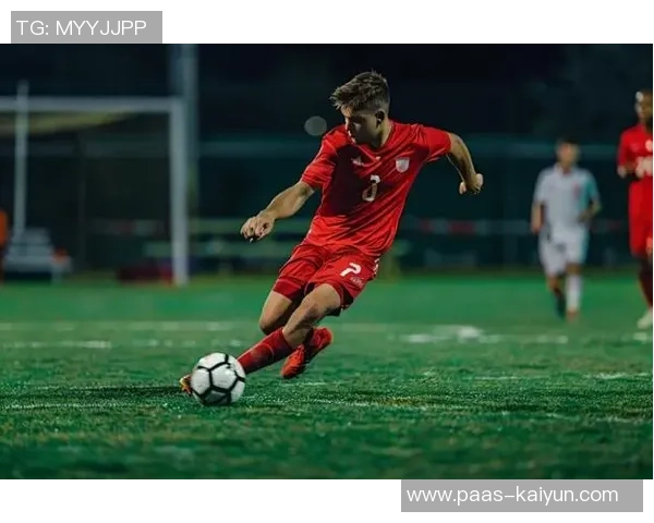 捕捉足球瞬间的魅力与激情，探索足球拍照的艺术与技巧